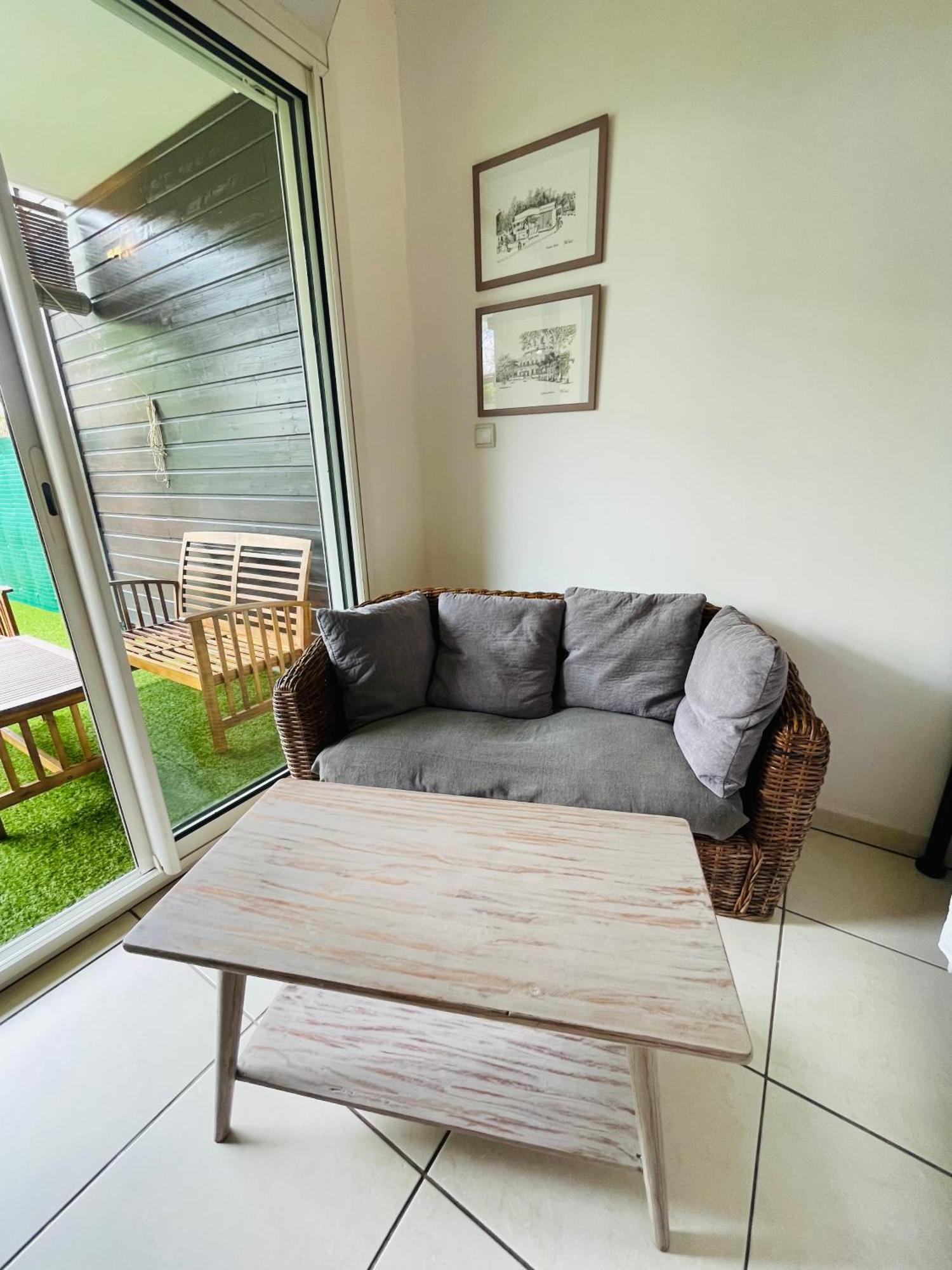 Prana Lodge Saint Gilles Les Bains 800 M De La Plage Exterior foto